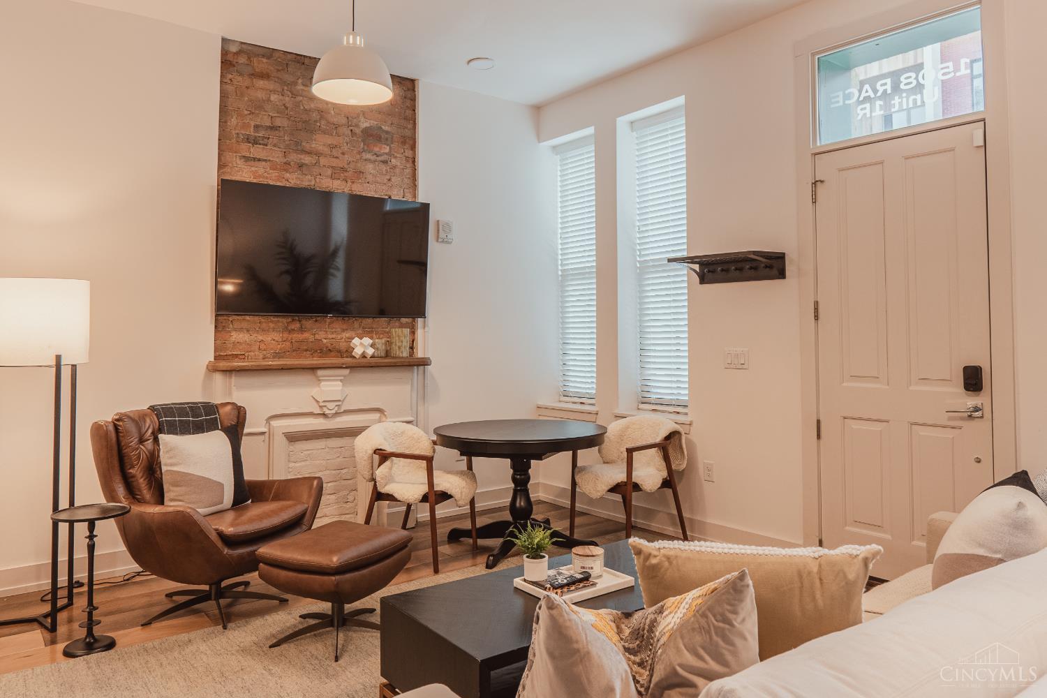 1508 Race Street Unit: 1R