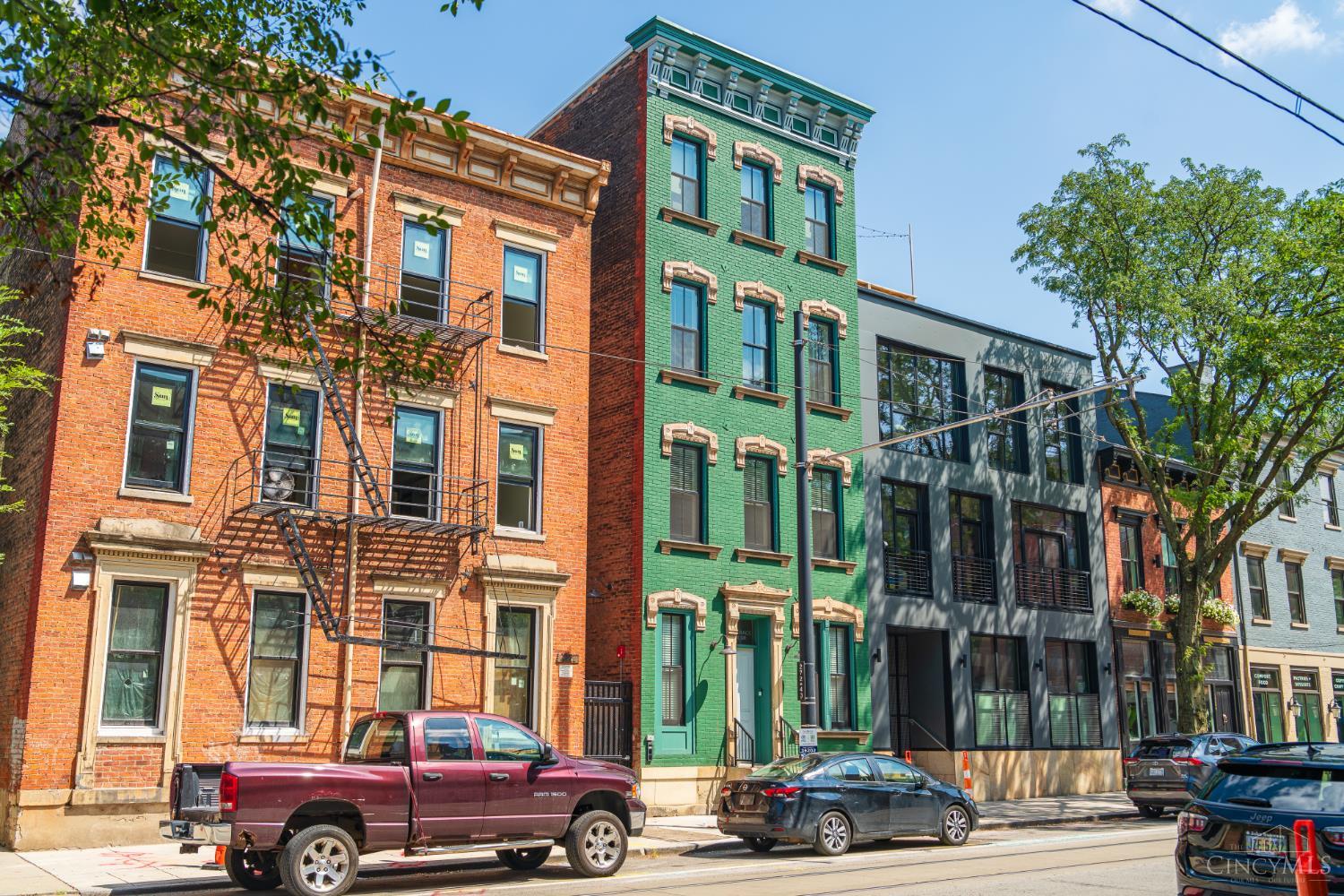 1508 Race Street Unit: 1R