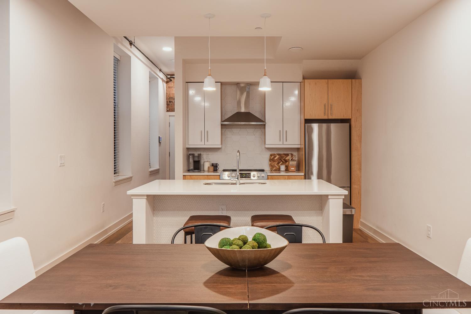 1508 Race Street Unit: 1R