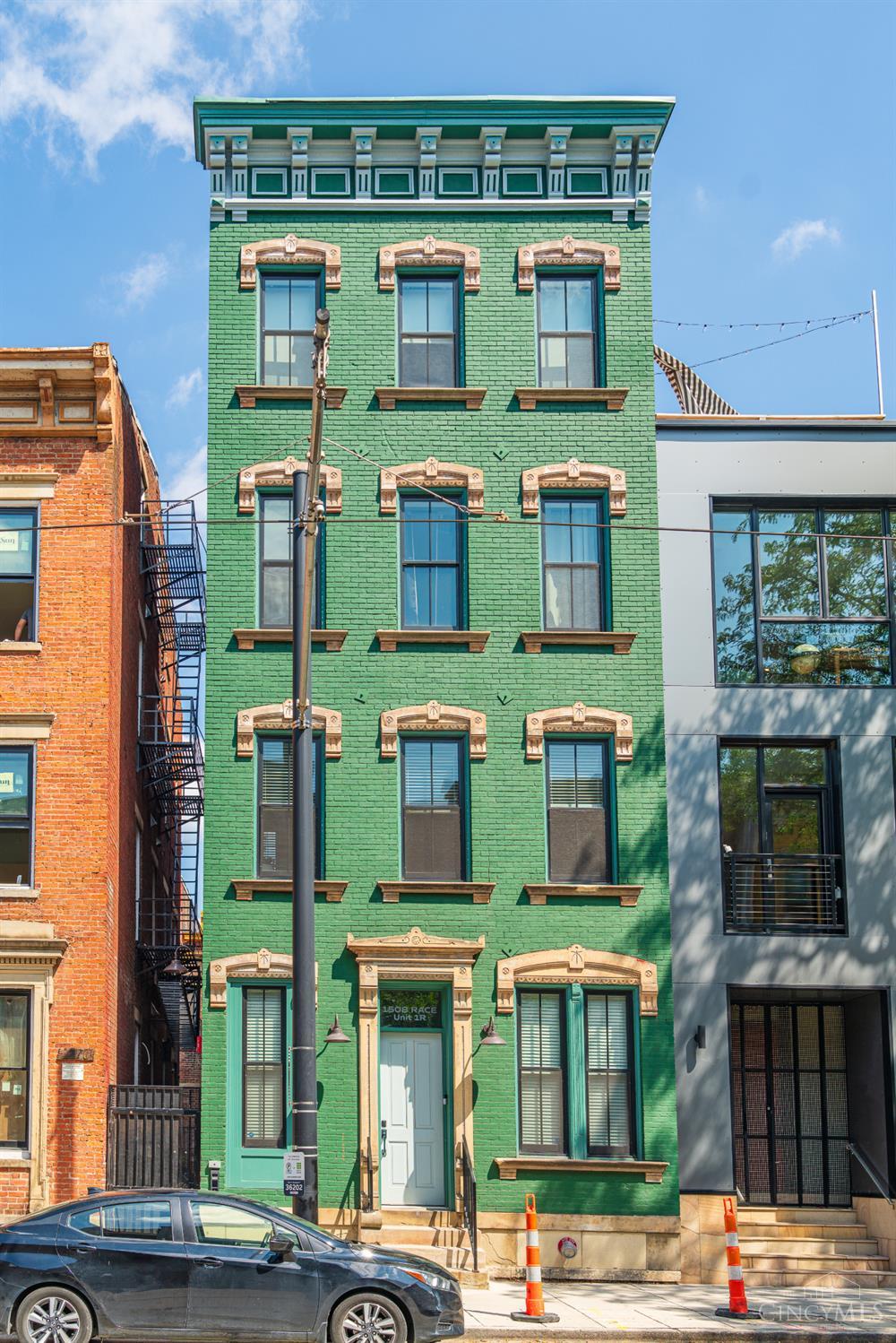 1508 Race Street Unit: 1R