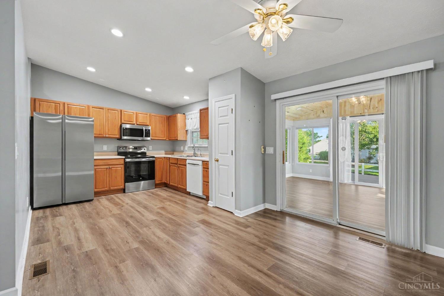 6115 Misty Creek Drive