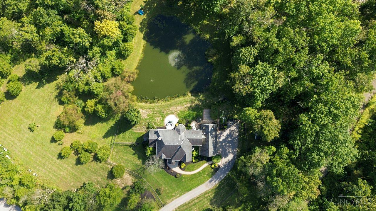 8575 Sleepy Hollow Drive