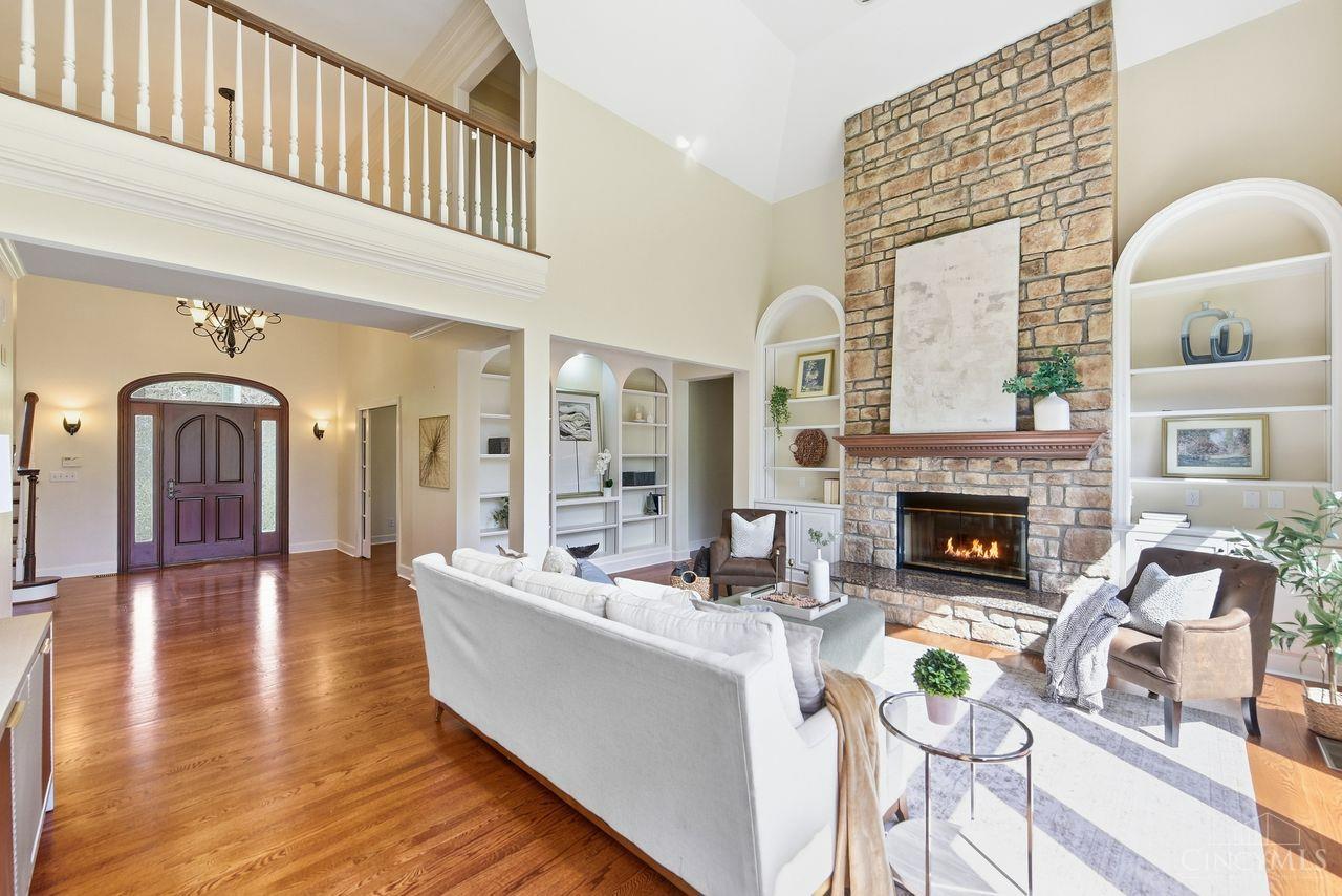 8575 Sleepy Hollow Drive