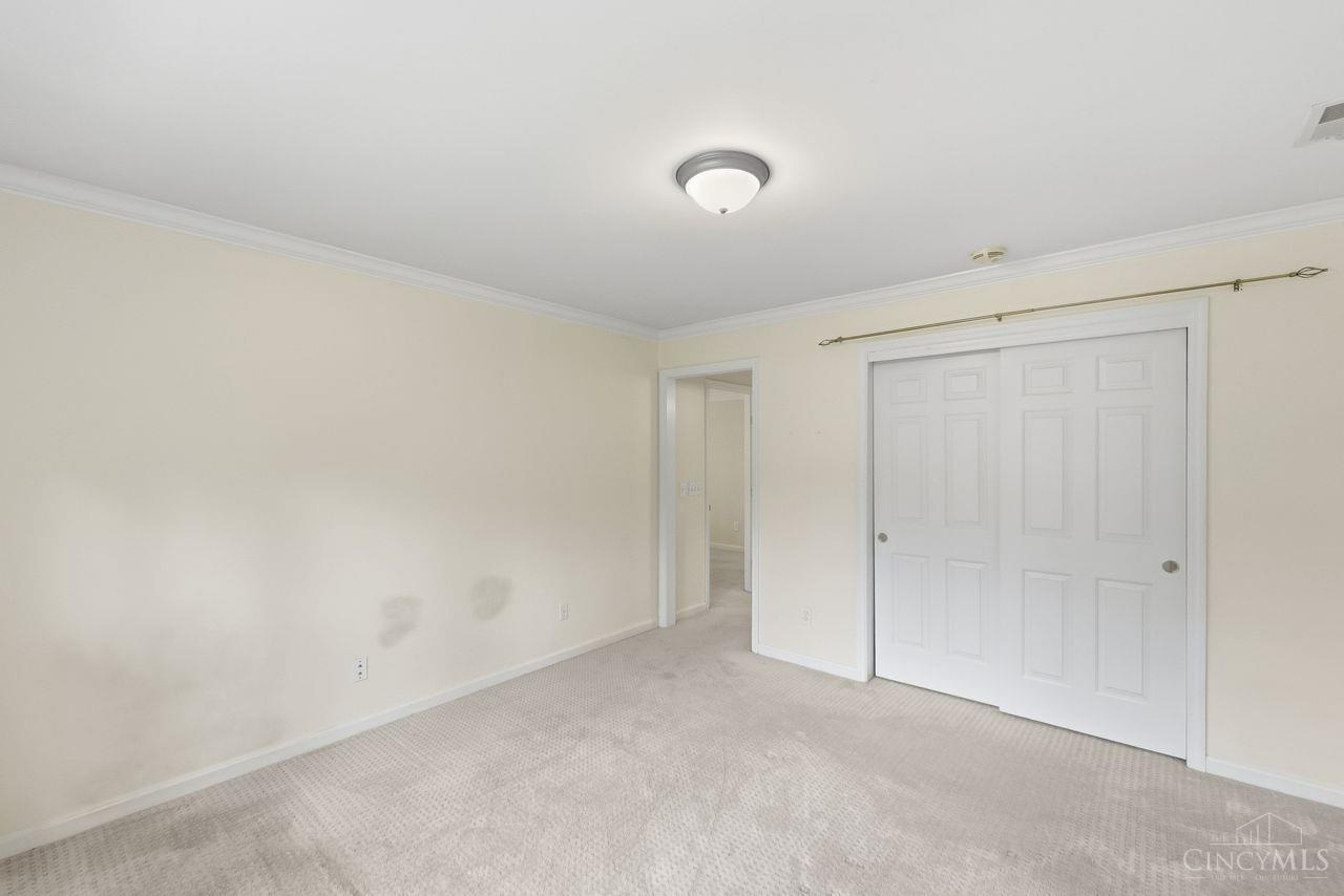 8575 Sleepy Hollow Drive