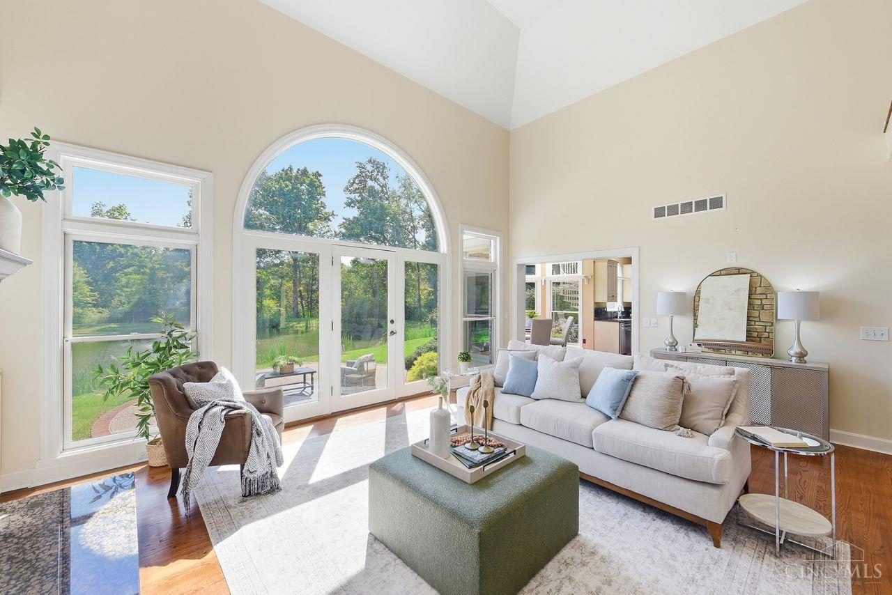 8575 Sleepy Hollow Drive