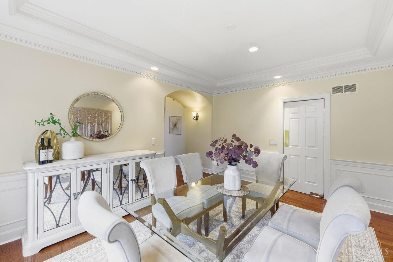 8575 Sleepy Hollow Drive