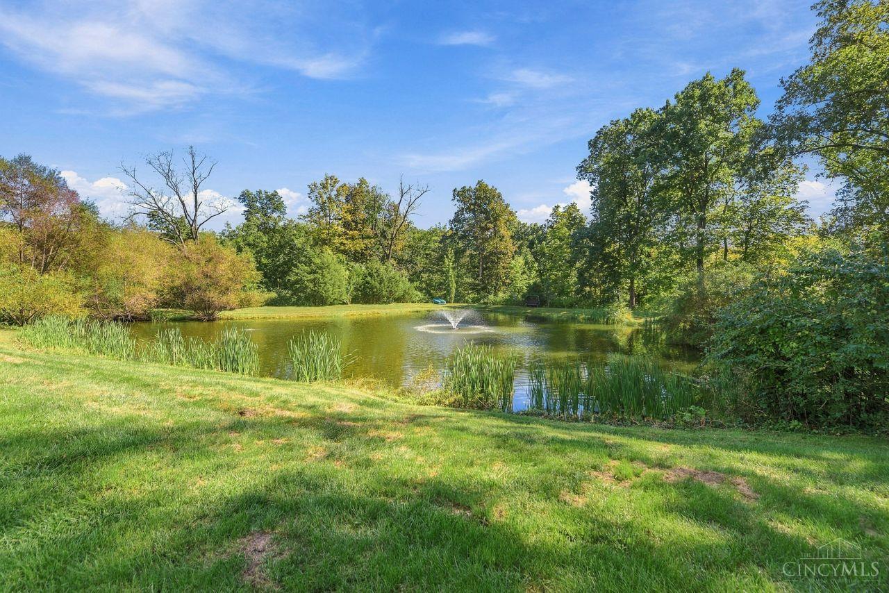 8575 Sleepy Hollow Drive