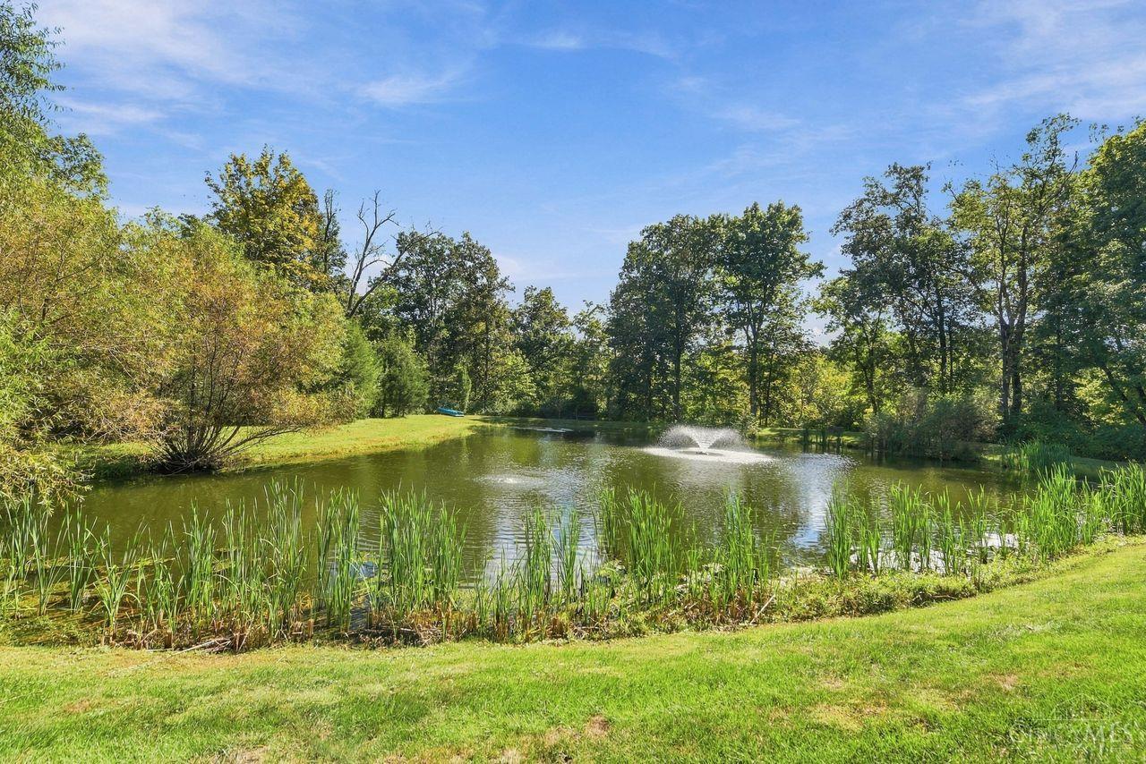 8575 Sleepy Hollow Drive