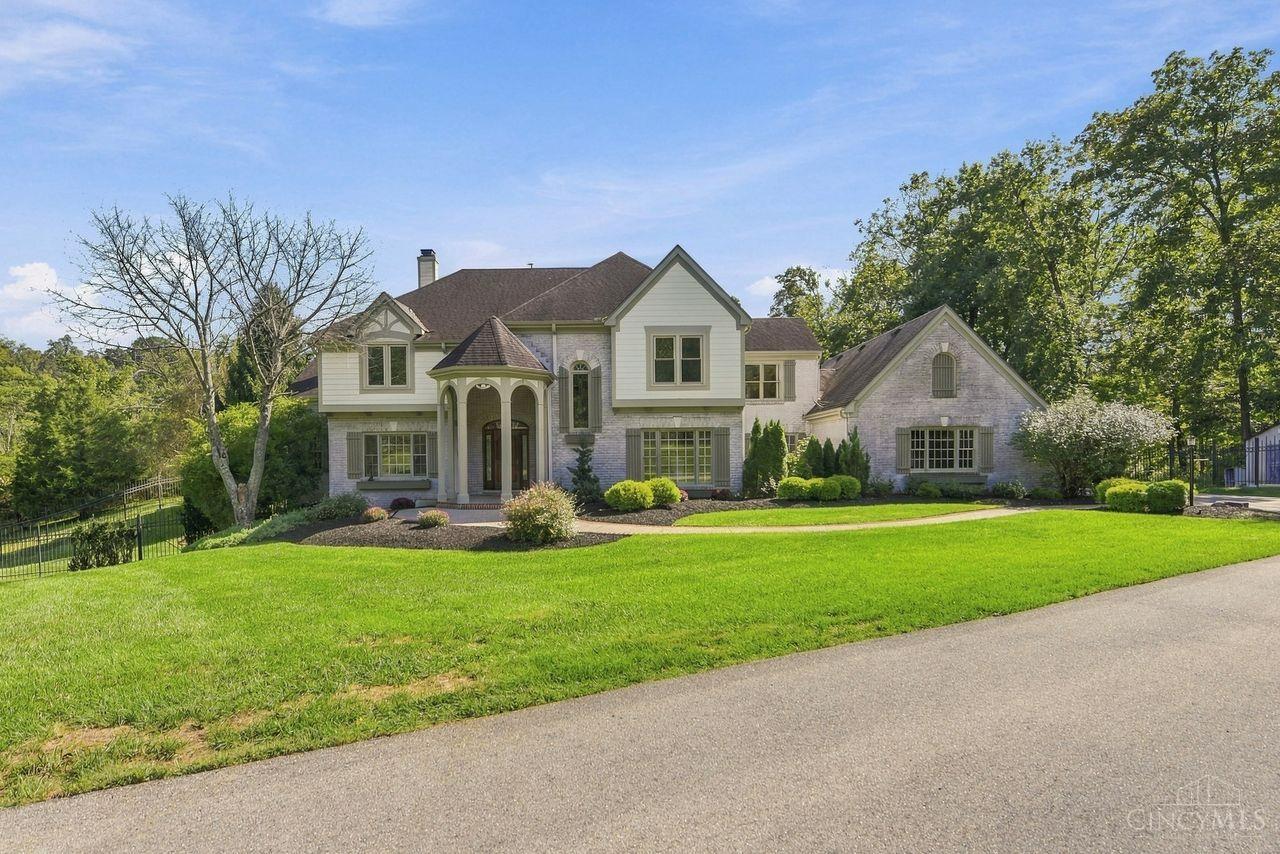 8575 Sleepy Hollow Drive