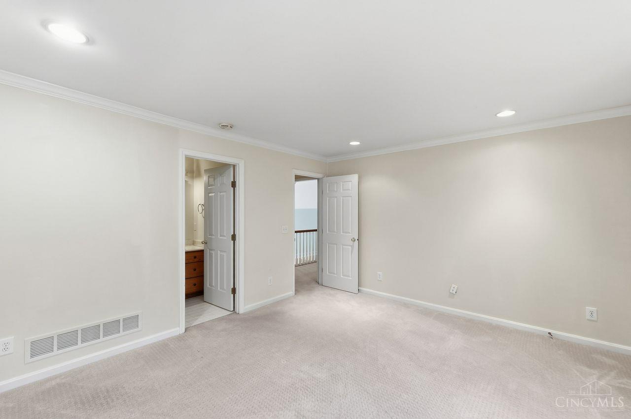 8575 Sleepy Hollow Drive