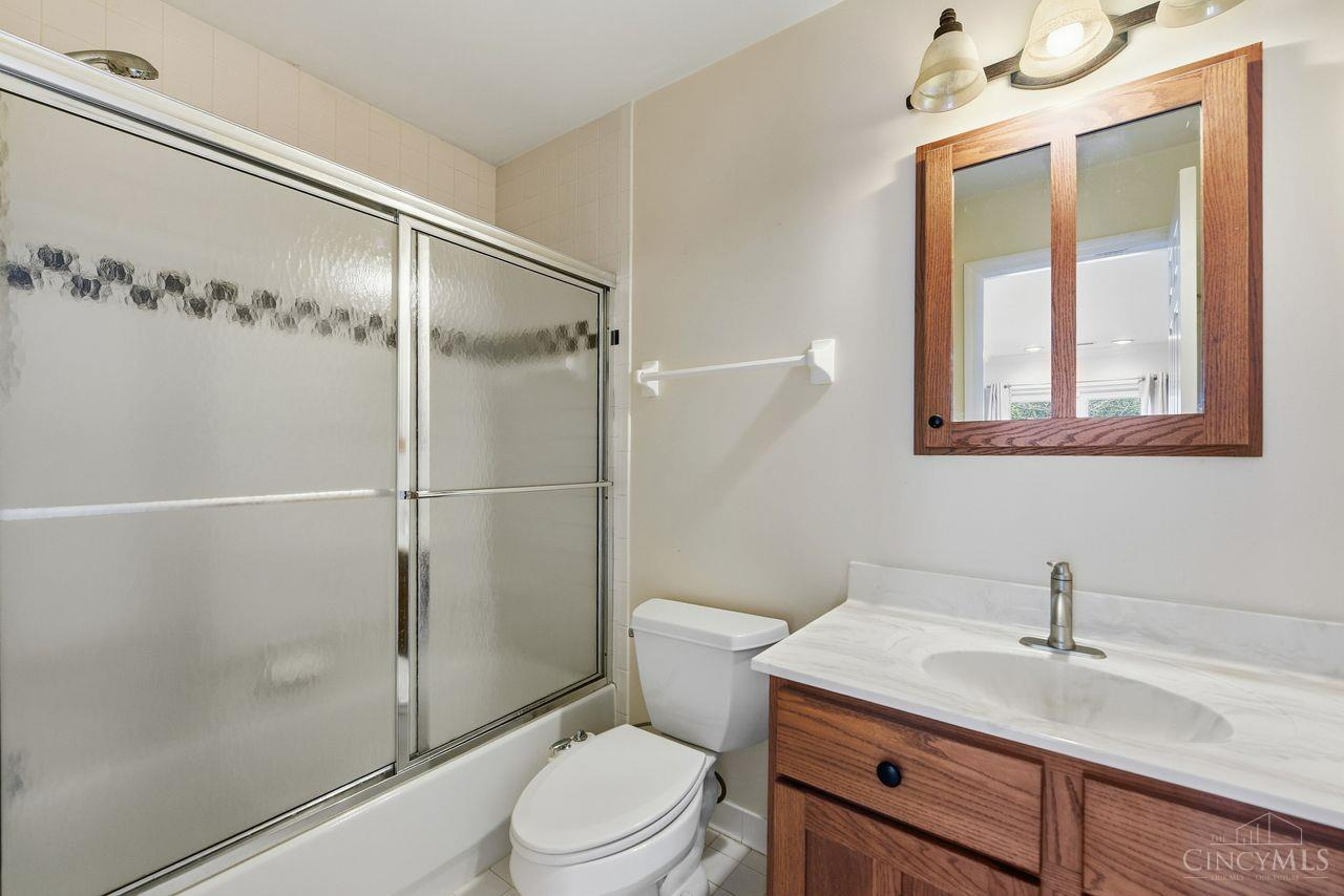 8575 Sleepy Hollow Drive