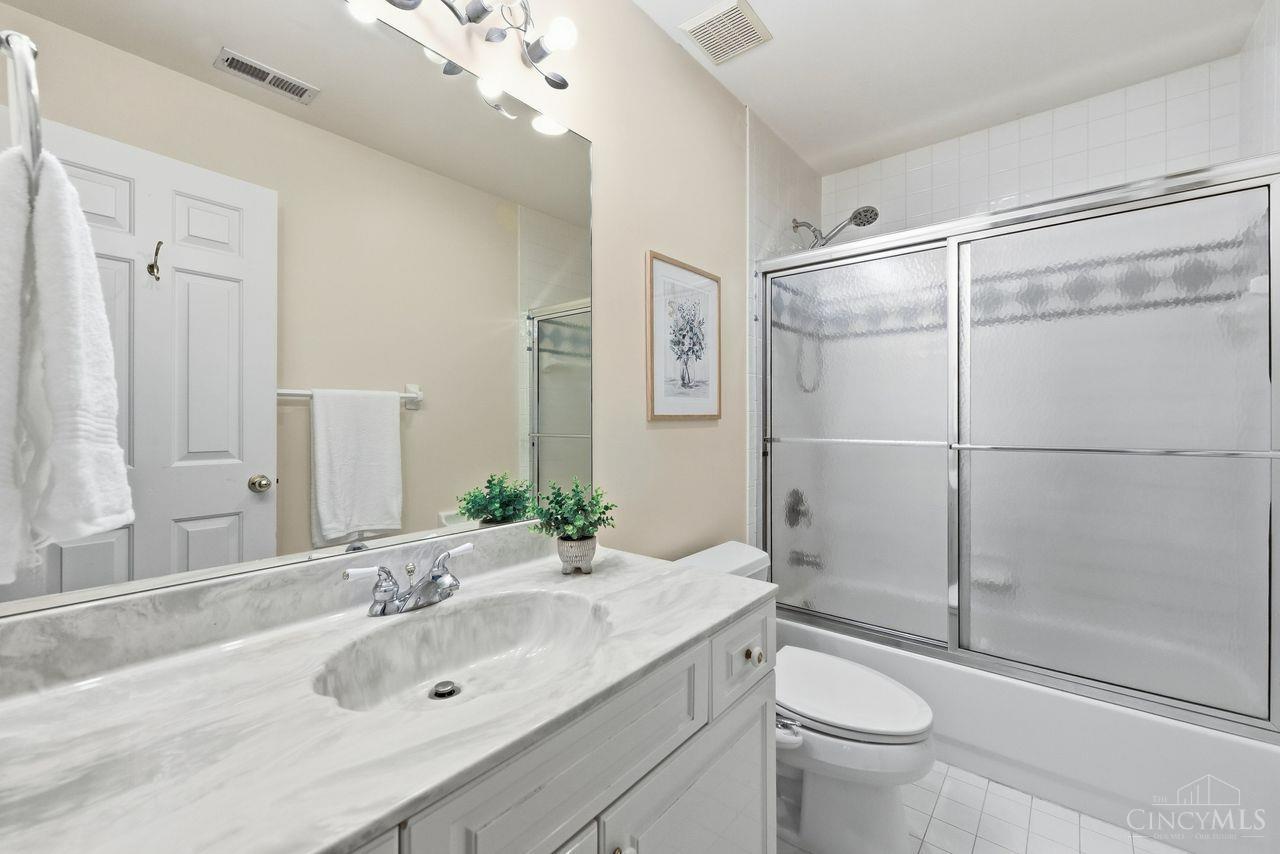 8575 Sleepy Hollow Drive
