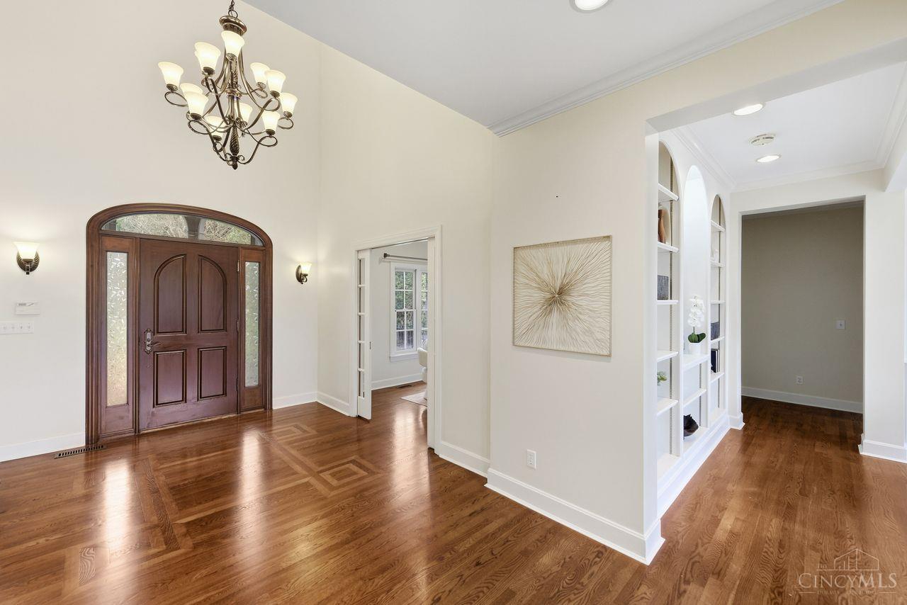 8575 Sleepy Hollow Drive