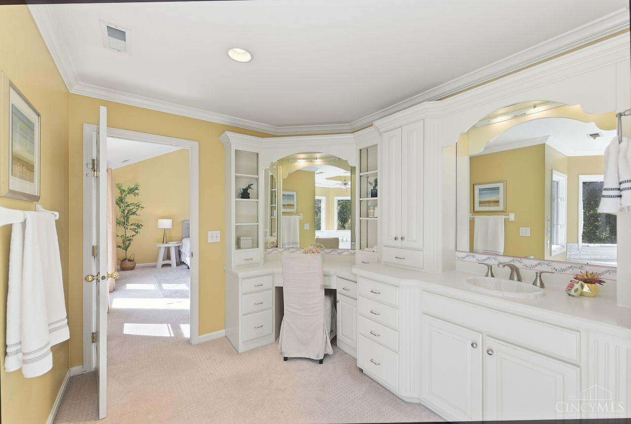 8575 Sleepy Hollow Drive
