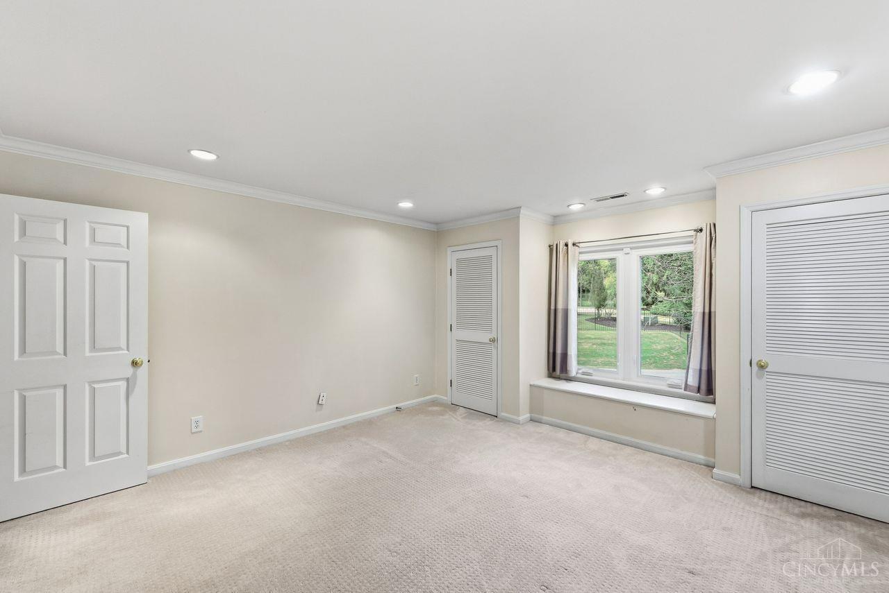 8575 Sleepy Hollow Drive