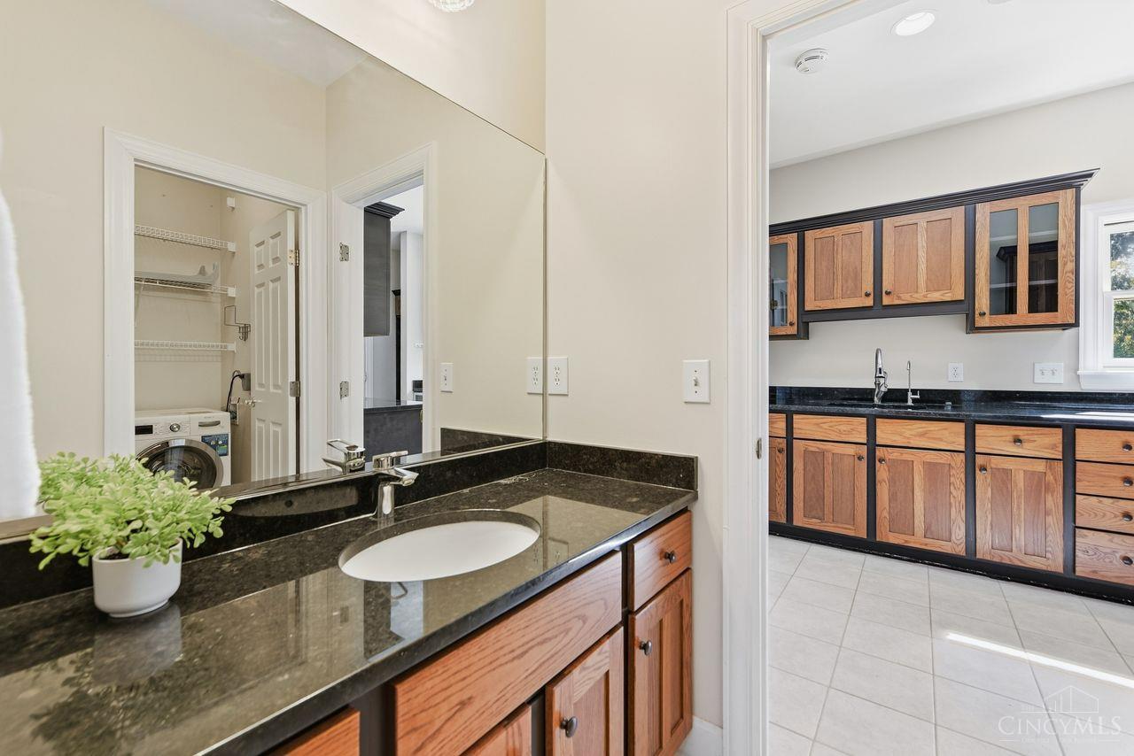 8575 Sleepy Hollow Drive