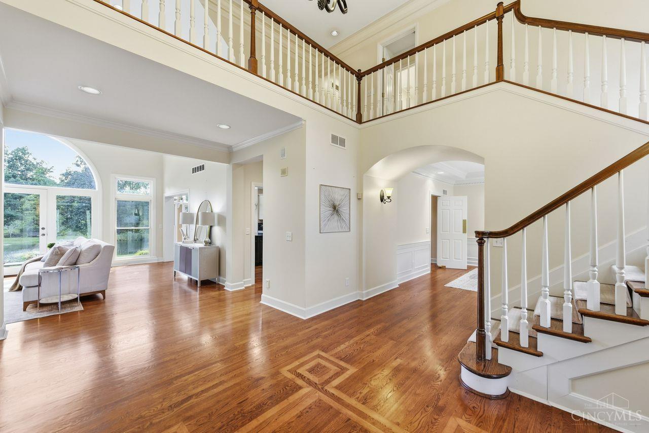 8575 Sleepy Hollow Drive