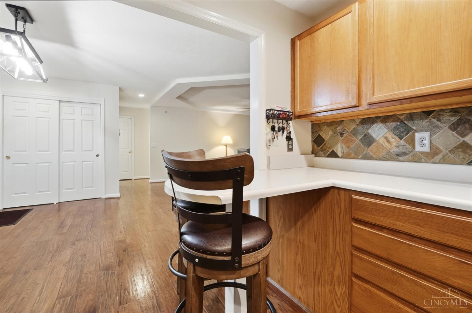 4941 N Arbor Woods Court Unit: 203
