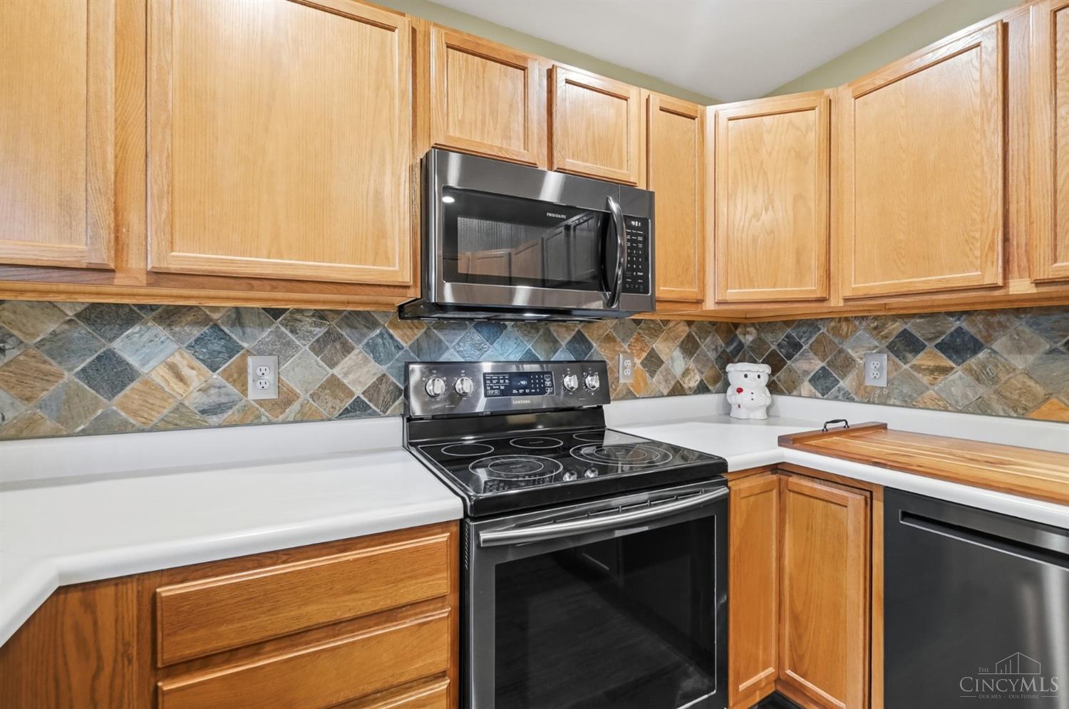 4941 N Arbor Woods Court Unit: 203
