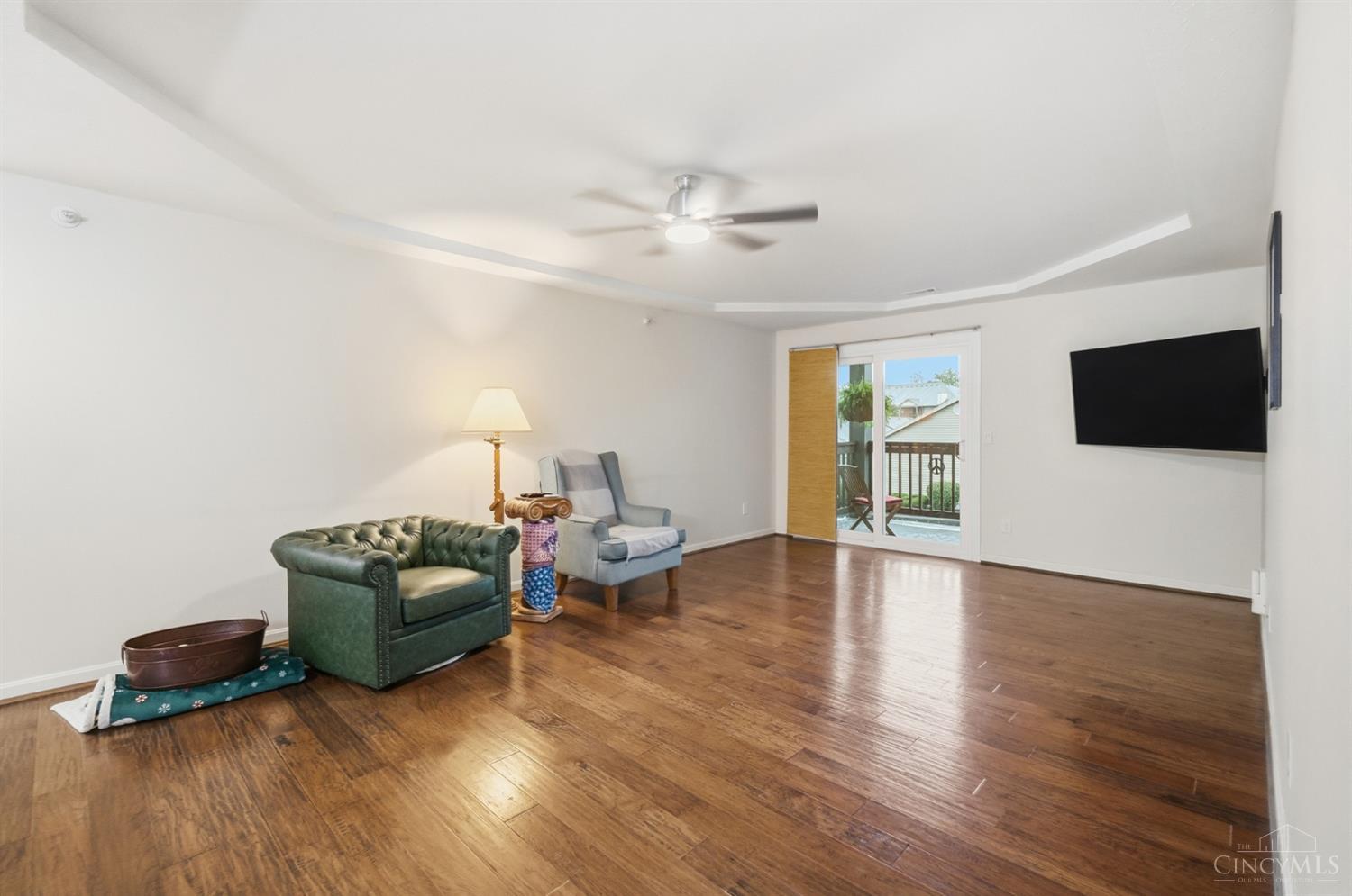 4941 N Arbor Woods Court Unit: 203