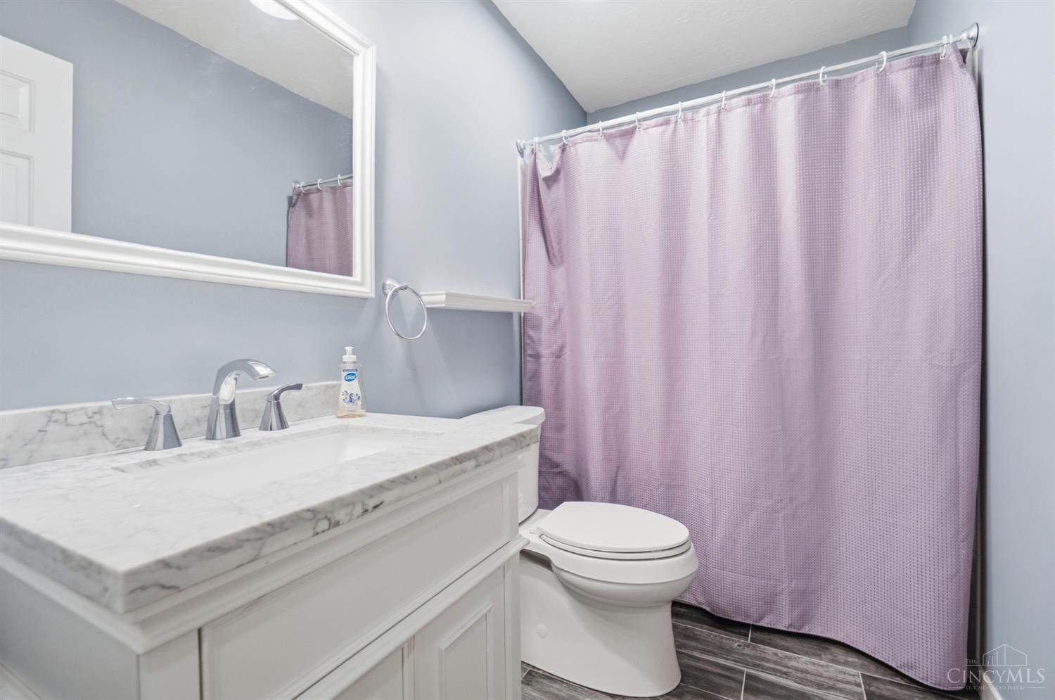 4941 N Arbor Woods Court Unit: 203