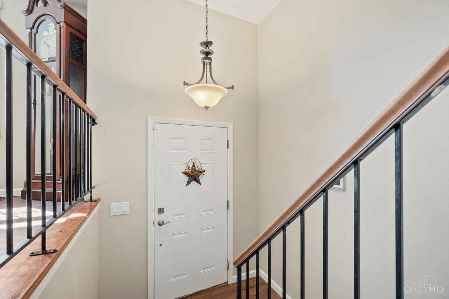 5158 Dundas Drive