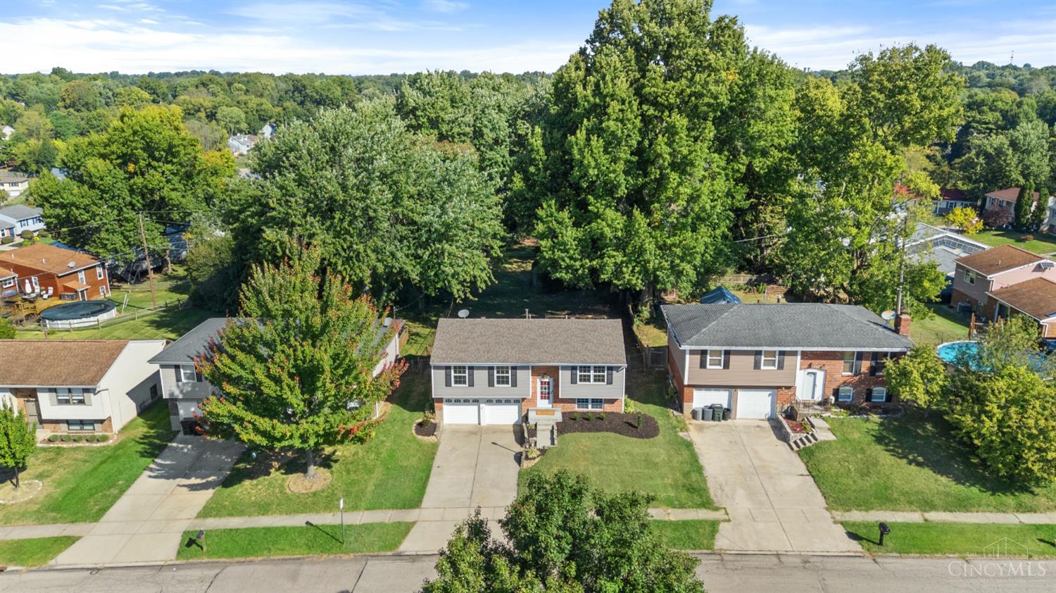 5158 Dundas Drive