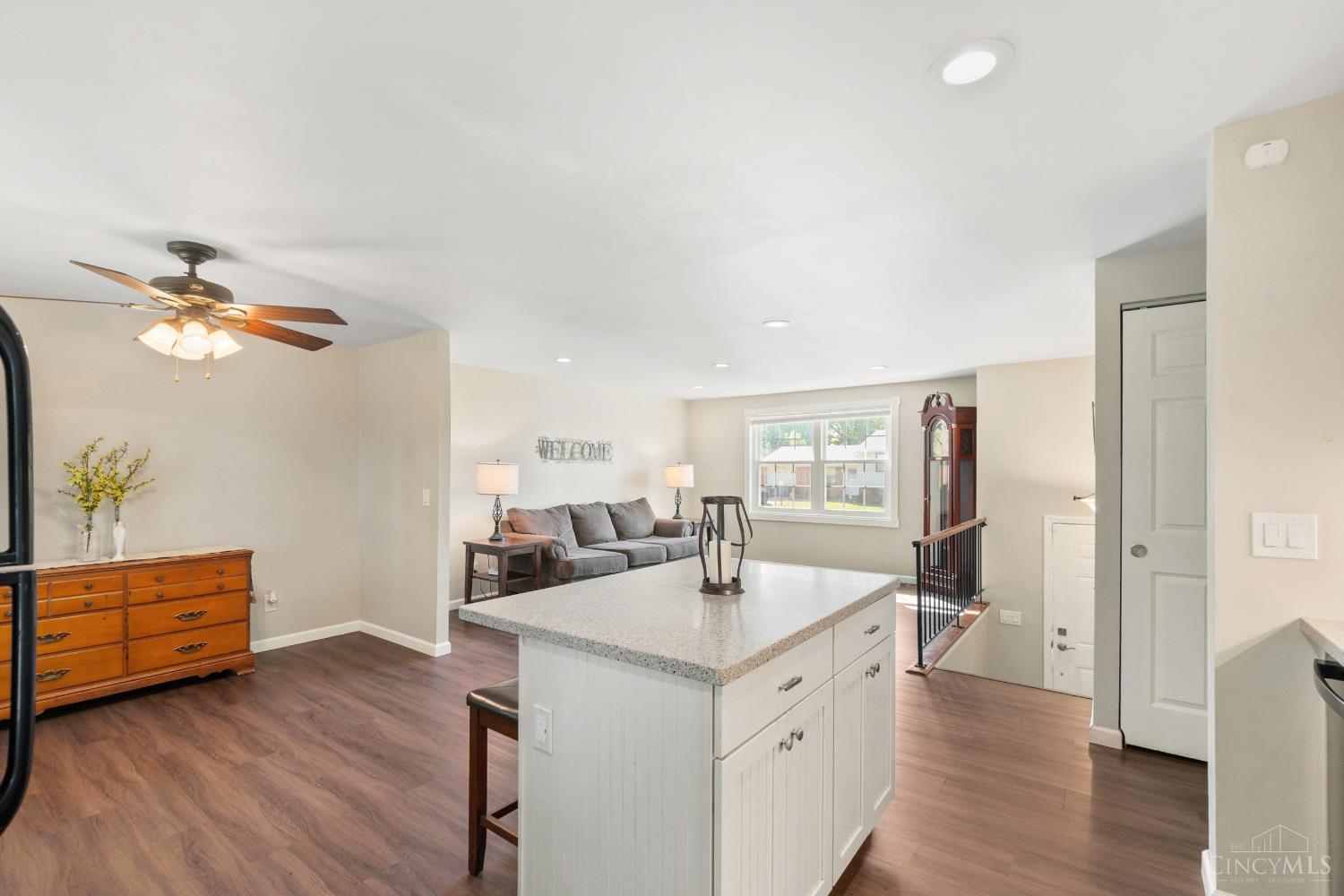 5158 Dundas Drive