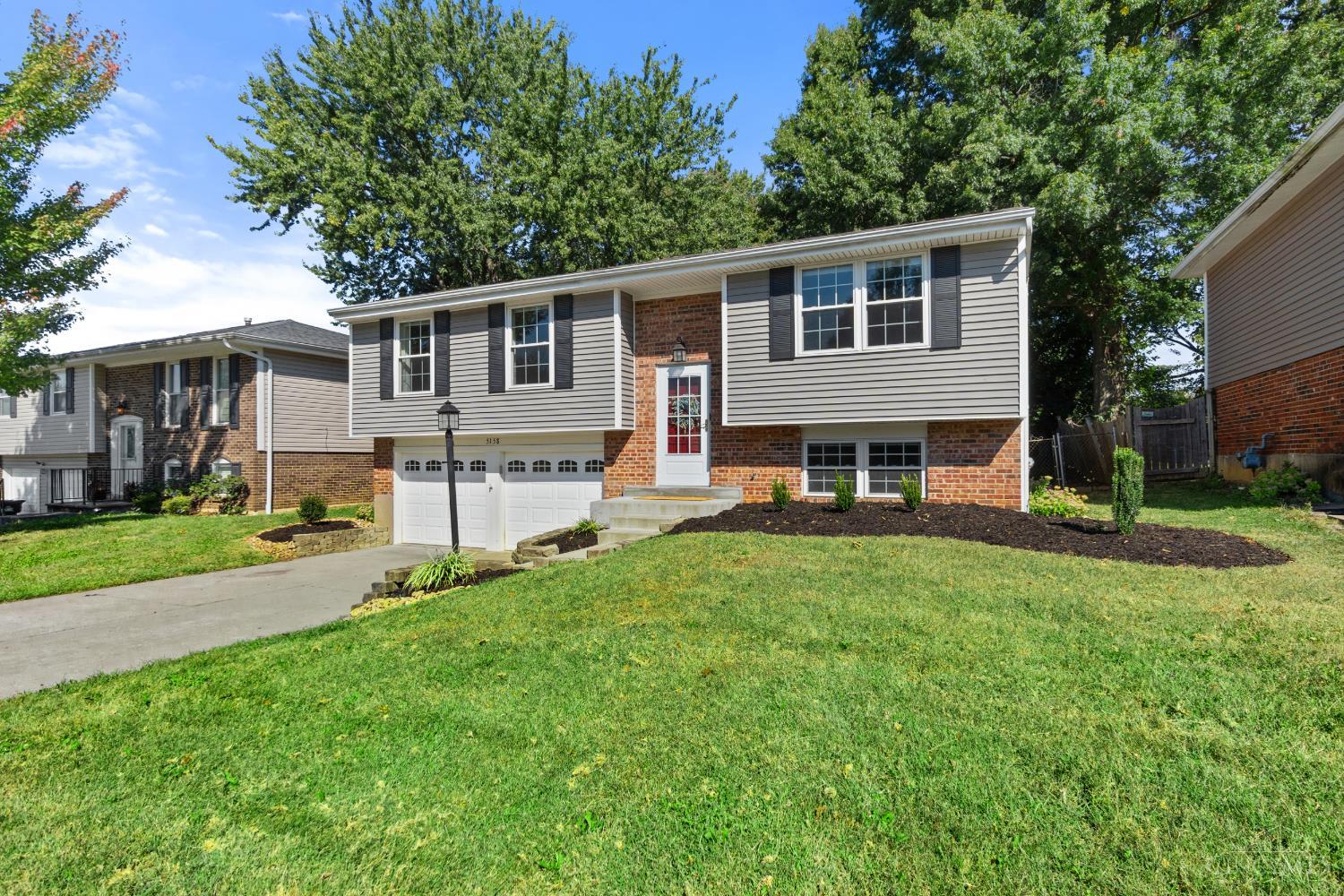 5158 Dundas Drive