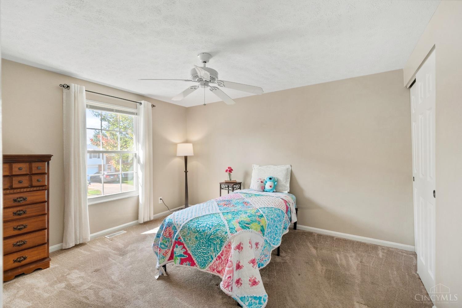 5158 Dundas Drive