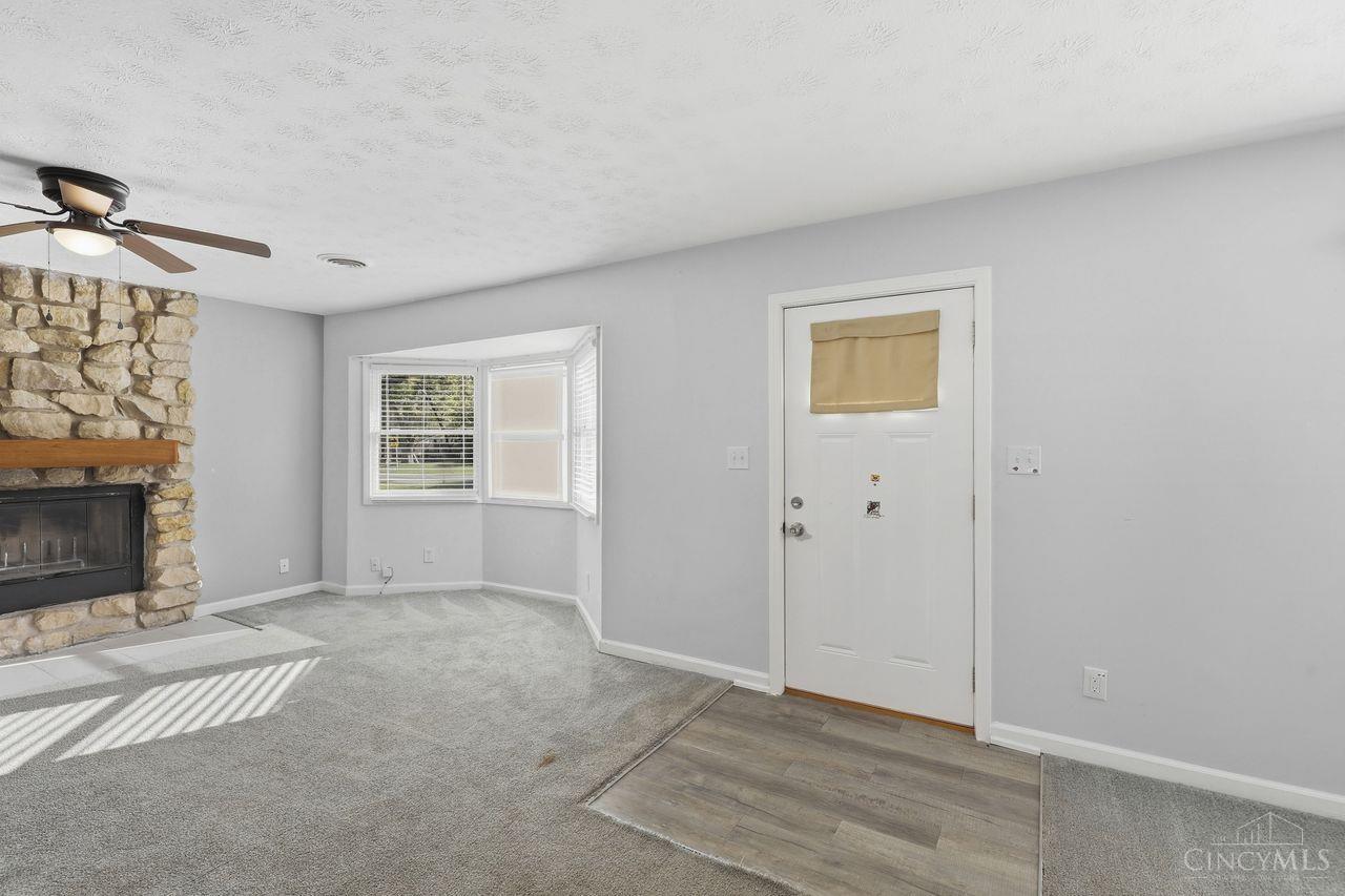 8005 Crest Acres Drive