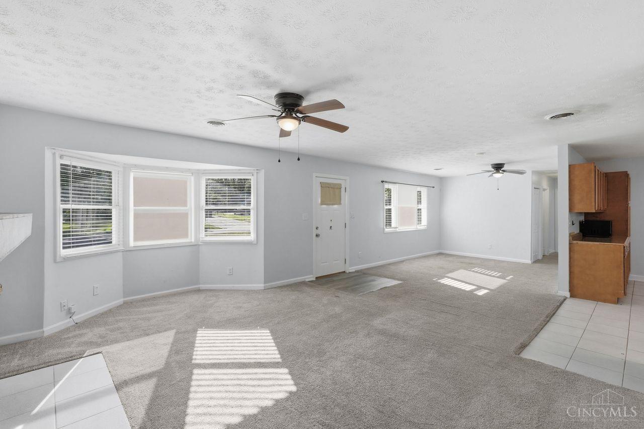 8005 Crest Acres Drive