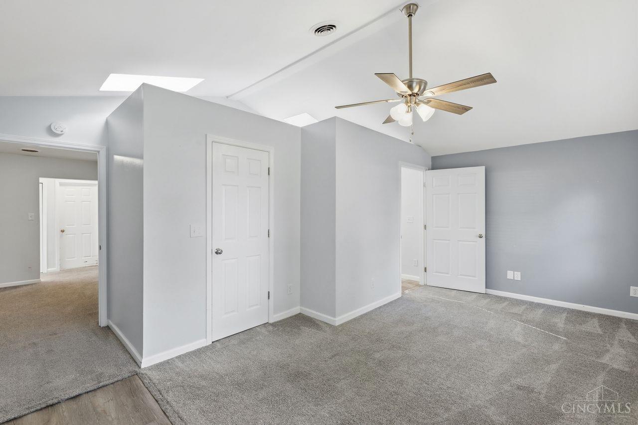 8005 Crest Acres Drive