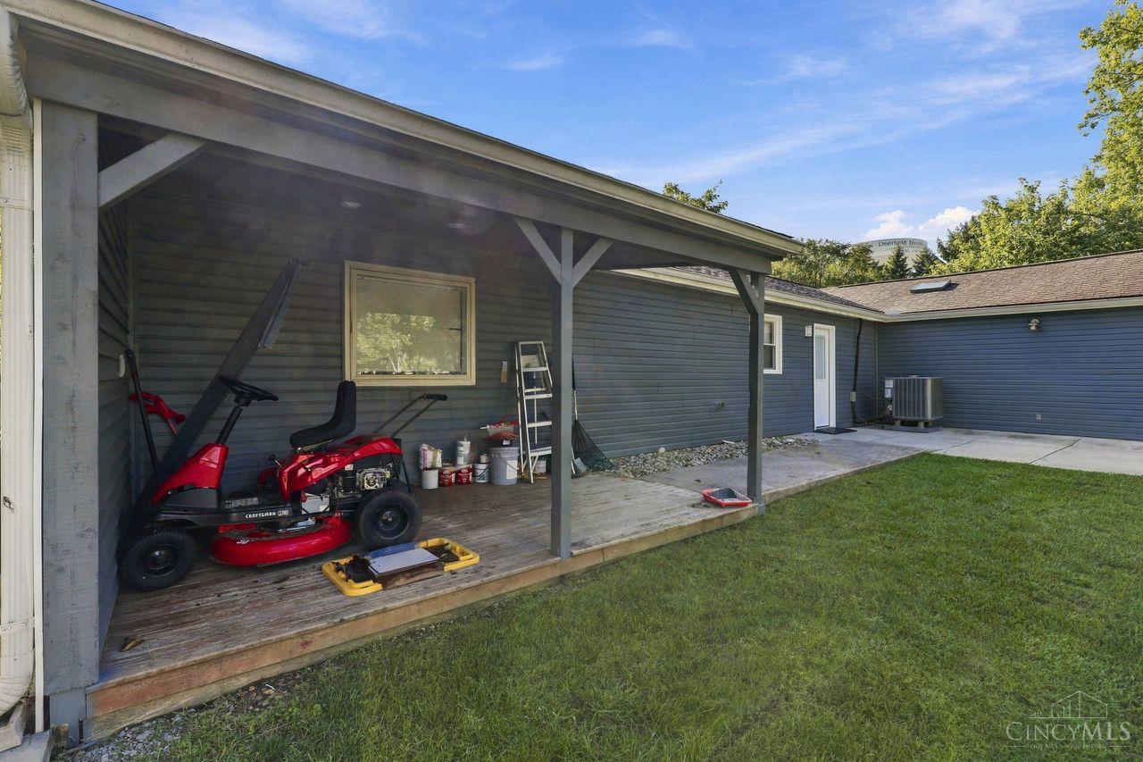 8005 Crest Acres Drive