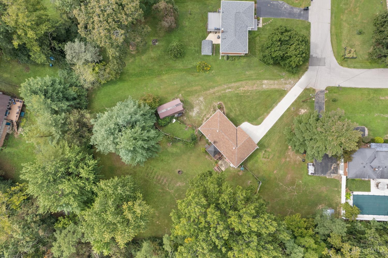 475 Breezy Lane