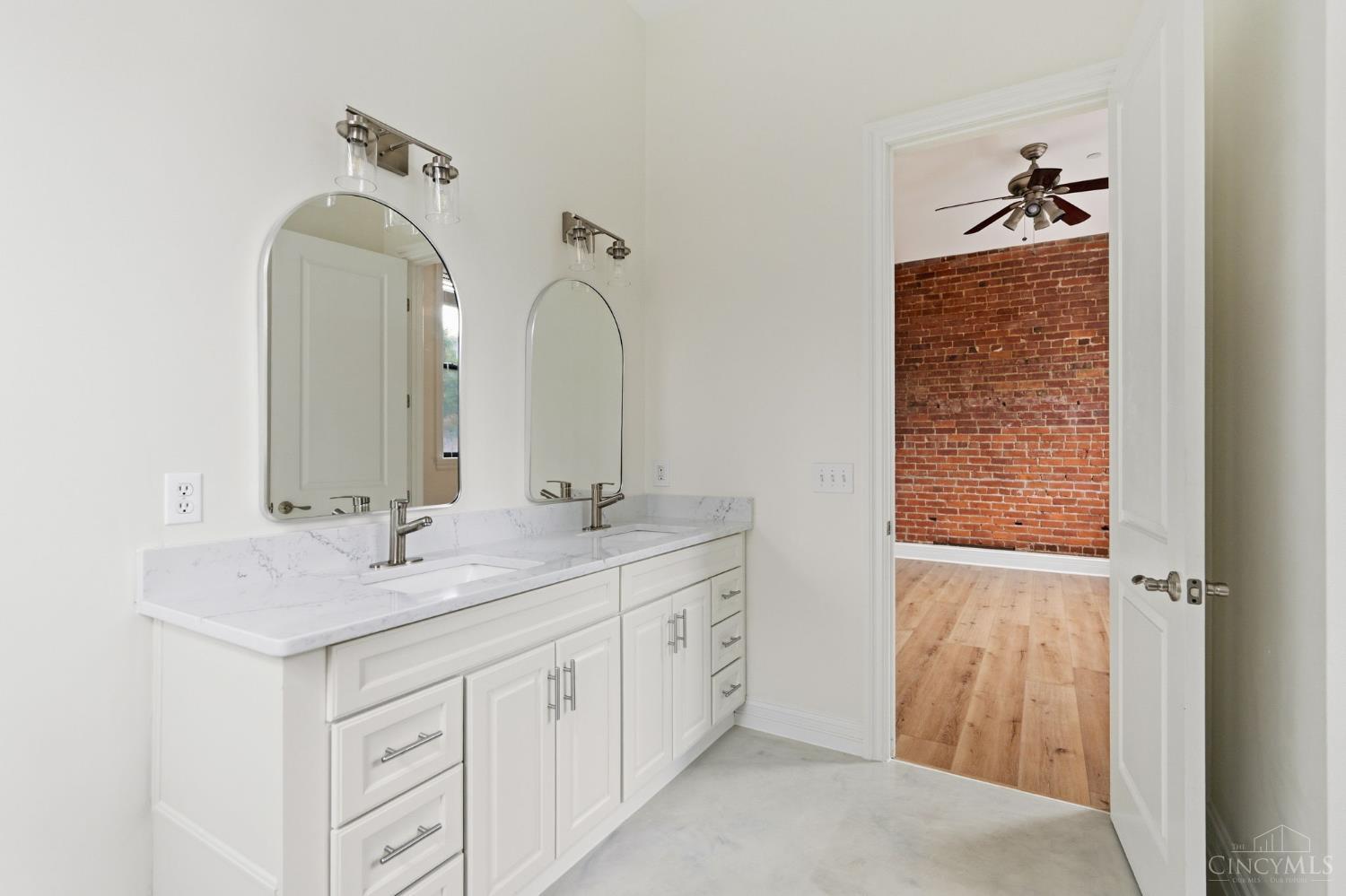1125 Saint Gregory Street Unit: 202