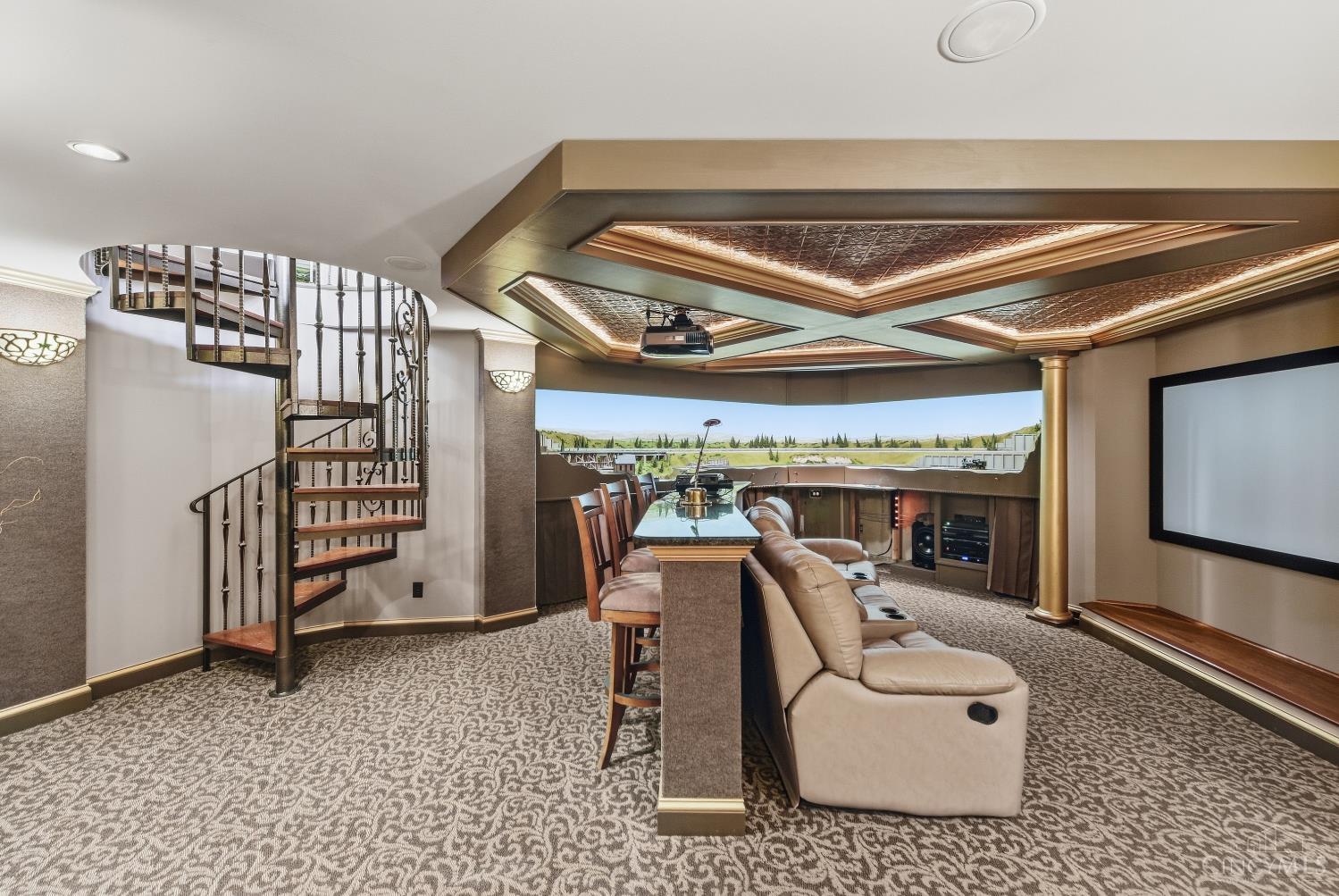 7096 Hollywood Drive