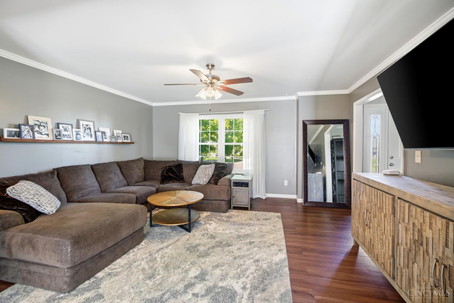 5015 Grandin Ridge Drive