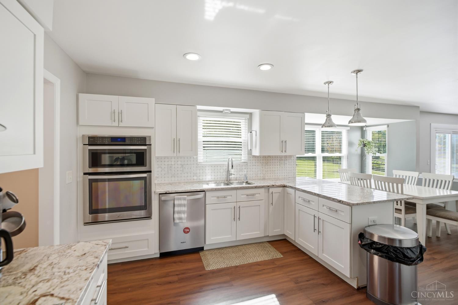 5015 Grandin Ridge Drive