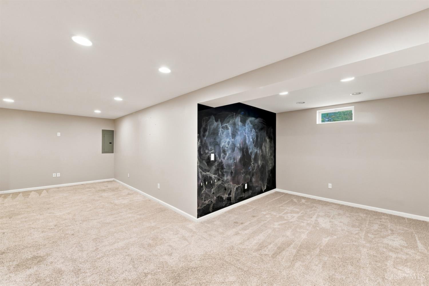 440 Pike Street