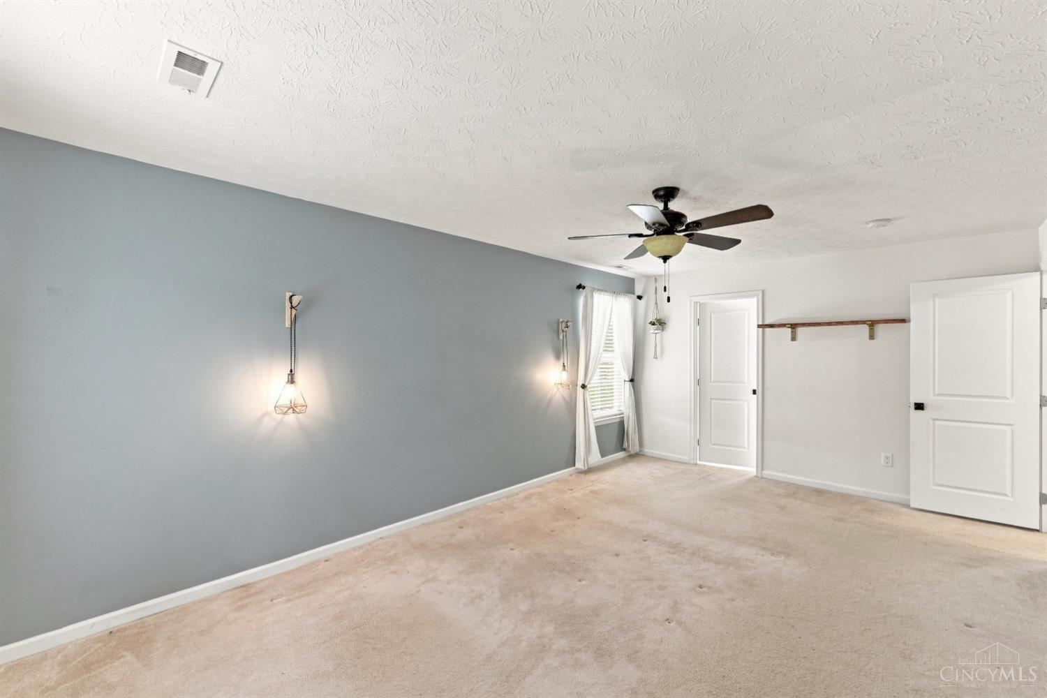 440 Pike Street