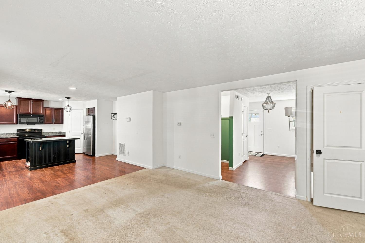 440 Pike Street