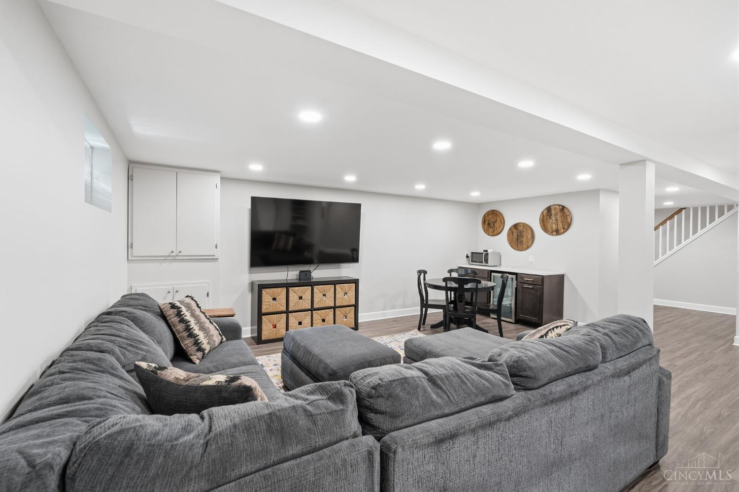 5705 Charteroak Drive