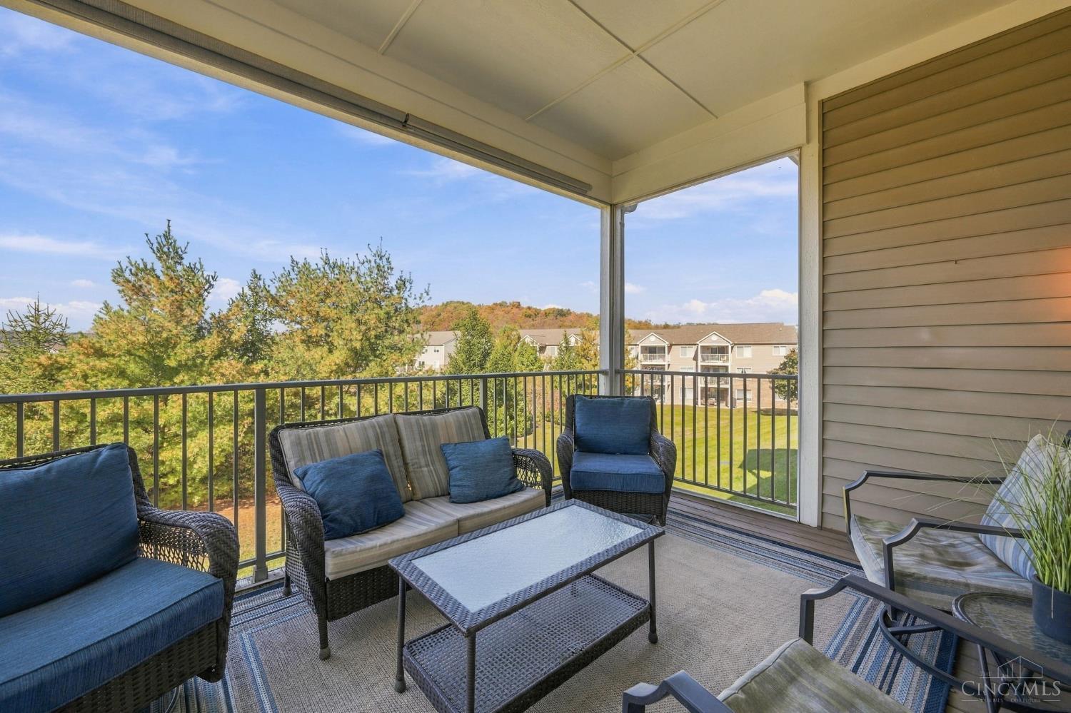 153 Timepiece Lane Unit: 7-301