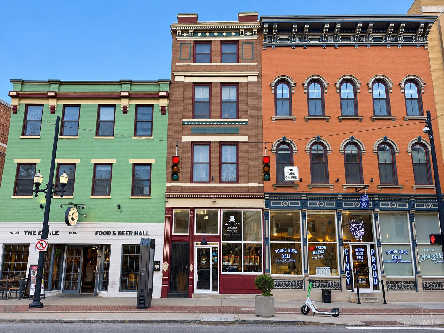 1338 Vine Street Unit: C