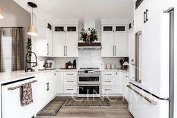4262 N Gensen Loop