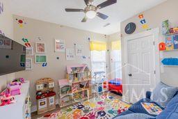 4262 N Gensen Loop