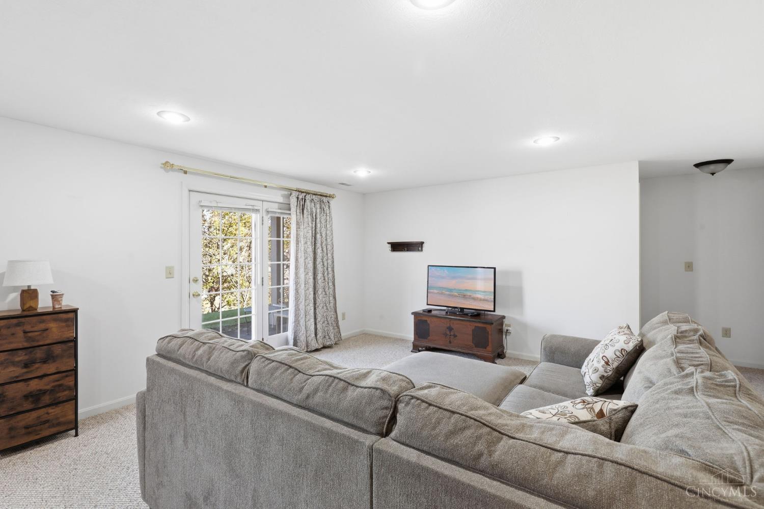 3302 Emerald Lakes Drive Unit: 6