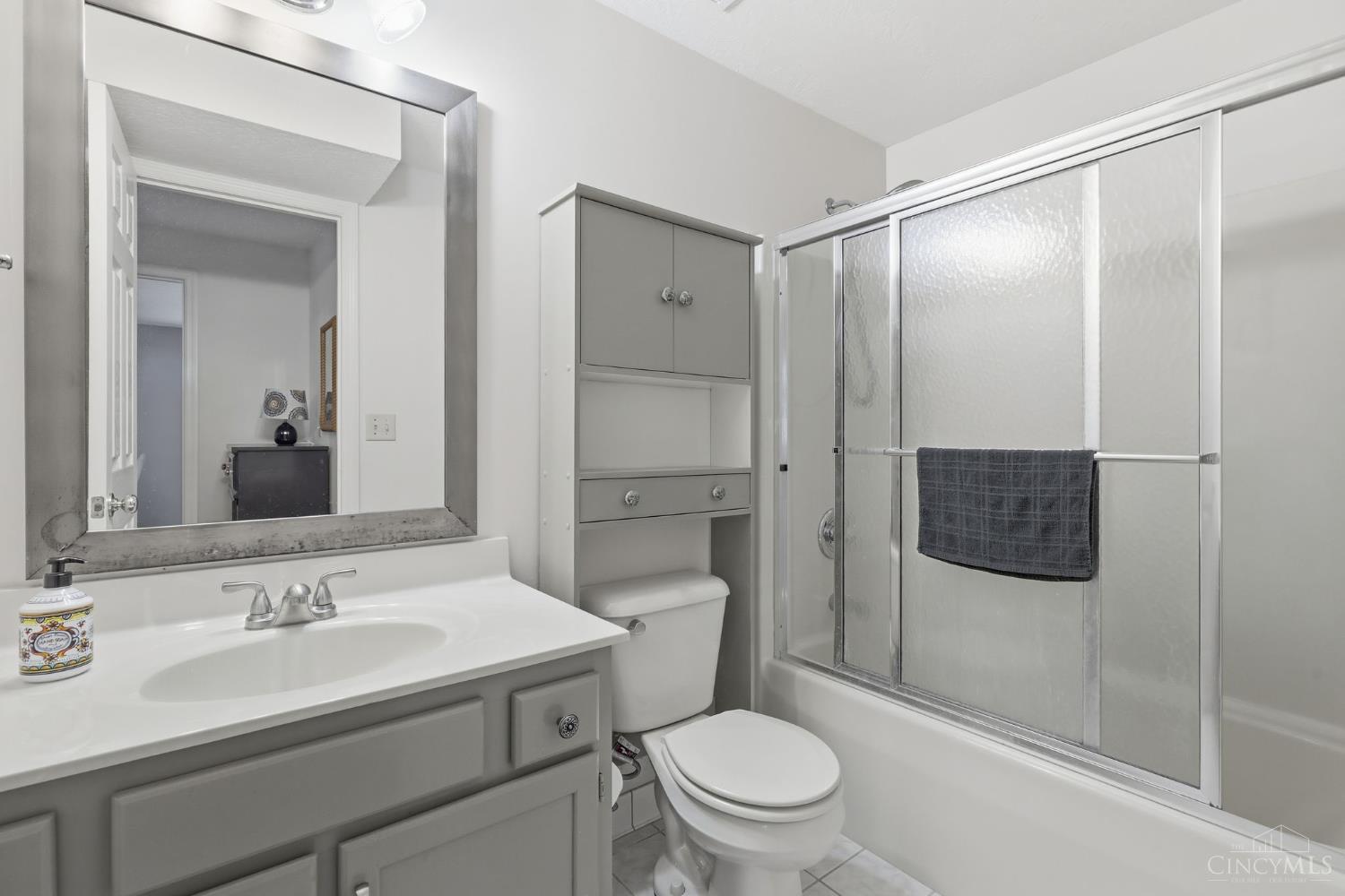 3302 Emerald Lakes Drive Unit: 6