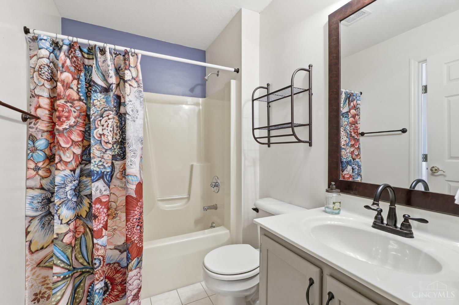 3302 Emerald Lakes Drive Unit: 6